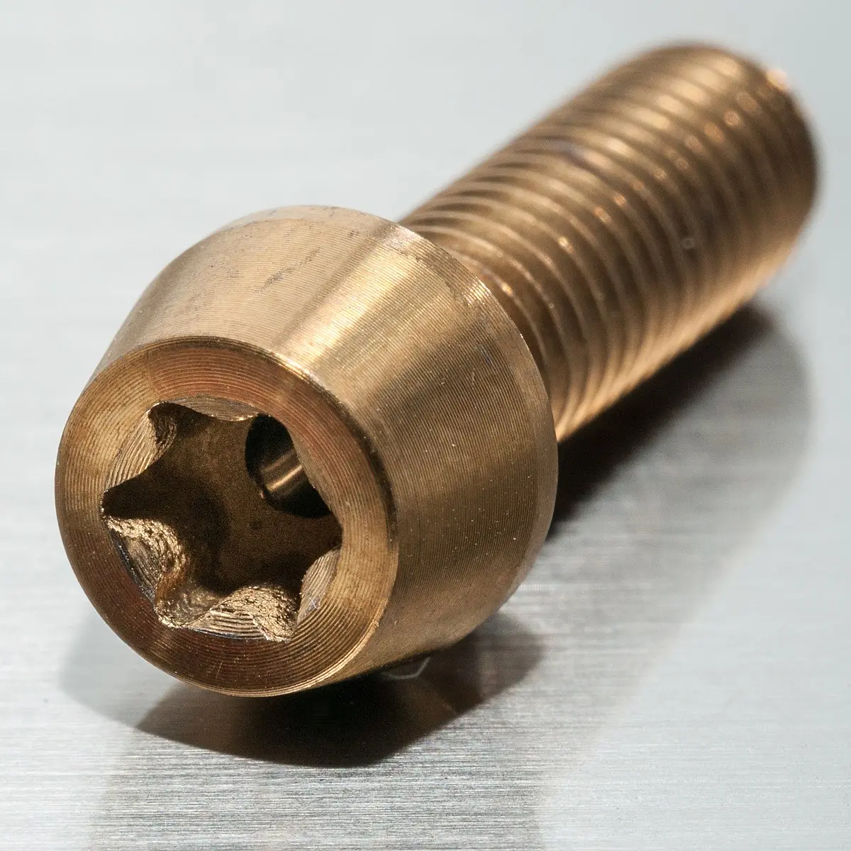 Lámpara Martillo de Thor - La iluminación más poderosa - Cómo se llama el tornillo de Thor lampara martillo de thor - Cómo se llama el tornillo de Thor