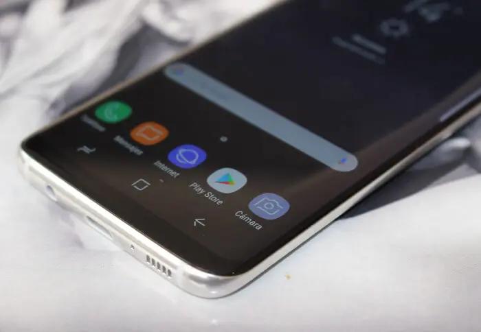 ¿Cómo diferenciar una pantalla AMOLED? - Cuál es la diferencia entre pantalla AMOLED y Super Amoled como diferenciar una pantalla amoled - Cuál es la diferencia entre pantalla AMOLED y Super Amoled