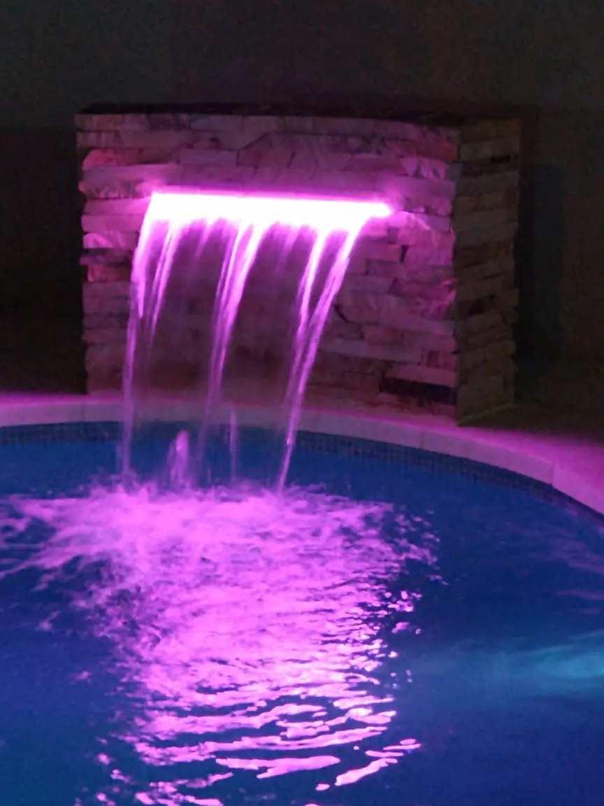 Iluminación para cascadas de agua: Crea un ambiente mágico en tu jardín - Cuánto mide una cascada de 300 luces iluminacion para cascadas de agua - Cuánto mide una cascada de 300 luces