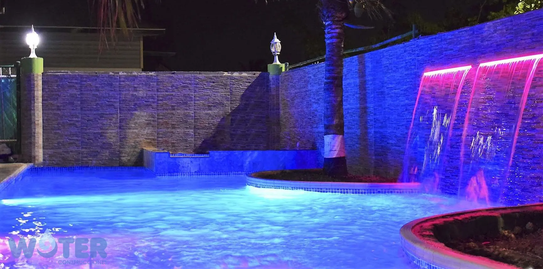 Iluminación para cascadas de agua: Crea un ambiente mágico en tu jardín - Cuánto mide una cascada de 500 luces iluminacion para cascadas de agua - Cuánto mide una cascada de 500 luces