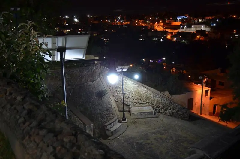 ¿Cuánto dura una lámpara solar? - Cuánto tiempo demora en cargar una luz solar cuanto dura una lampara solar - Cuánto tiempo demora en cargar una luz solar