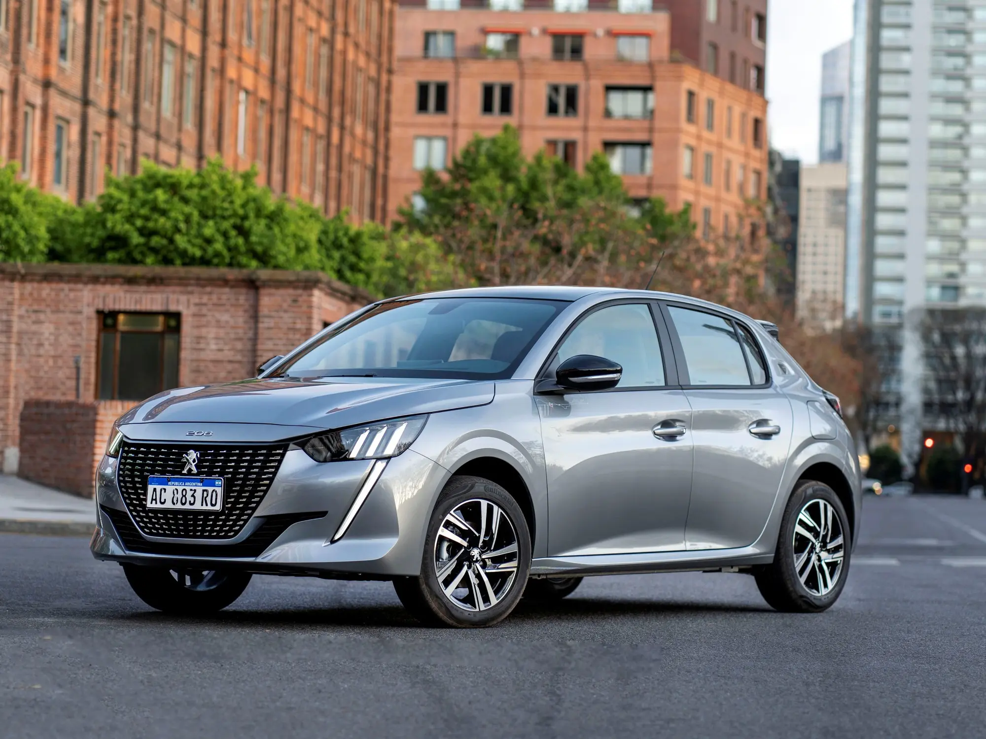 pantalla peugeot 208 - Dónde se fabrica el Peugeot 208 en Argentina