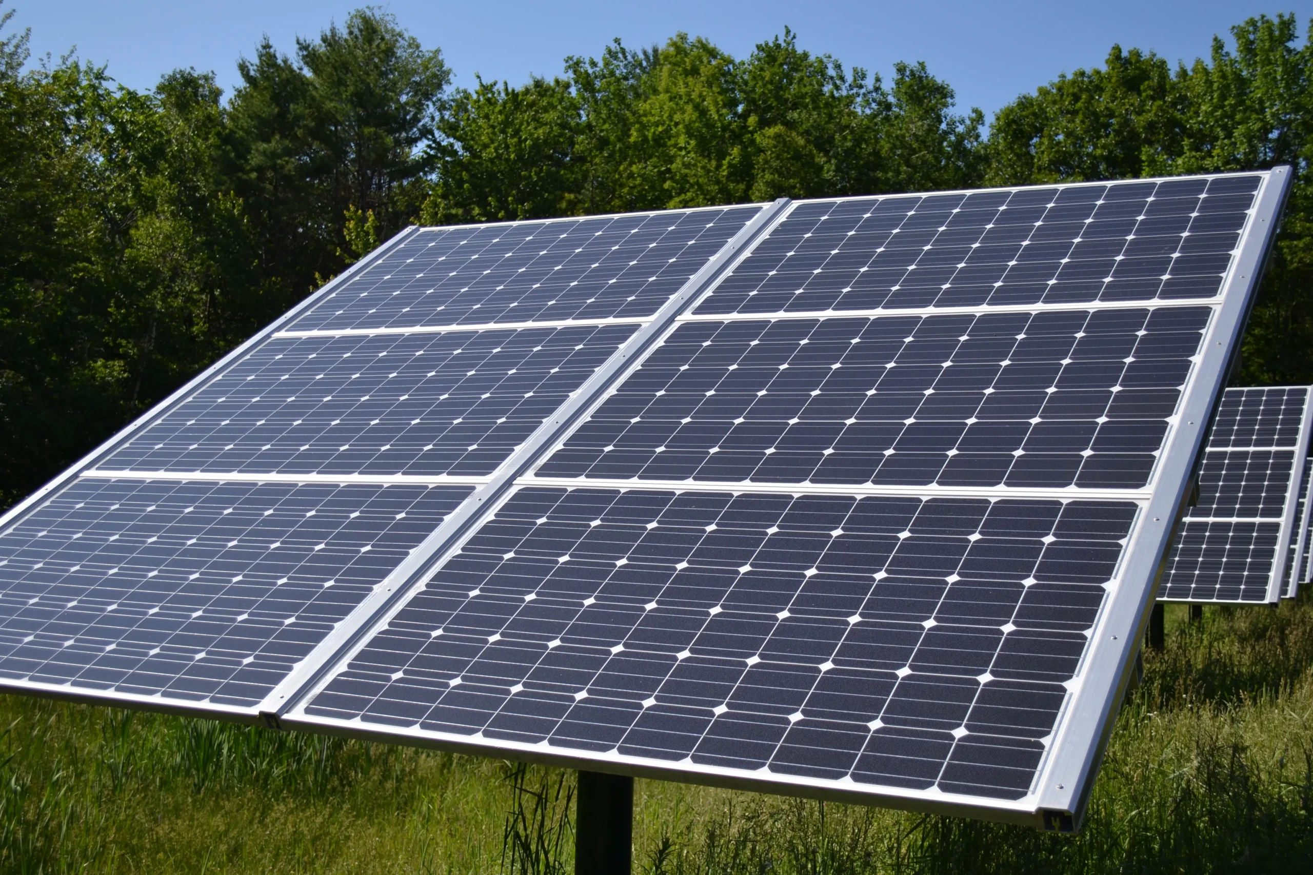 pantalla solar energia - Qué energía consume el panel solar