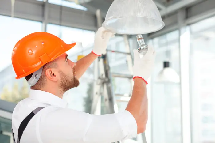 mantenimiento iluminacion - Qué es mantenimiento de luminarias