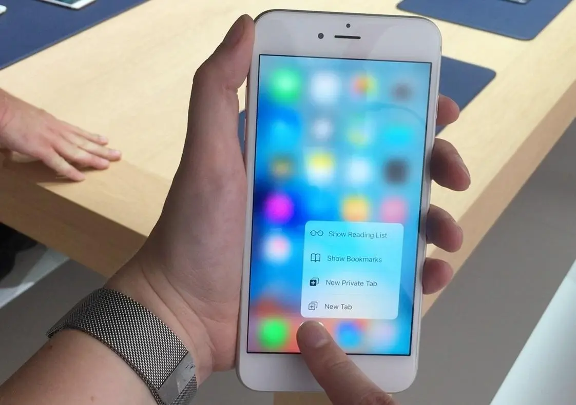 iphone mojado pantalla azul - Qué hacer si se cayó mi iPhone y la pantalla se poner azul