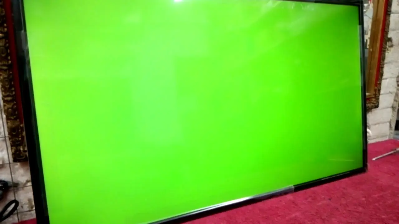 Mi pantalla solo cambia de colores: ¿Cuál podría ser el problema? - Qué pasa cuando la pantalla de la tele se pone roja mi pantalla solo cambia de colores - Qué pasa cuando la pantalla de la tele se pone roja