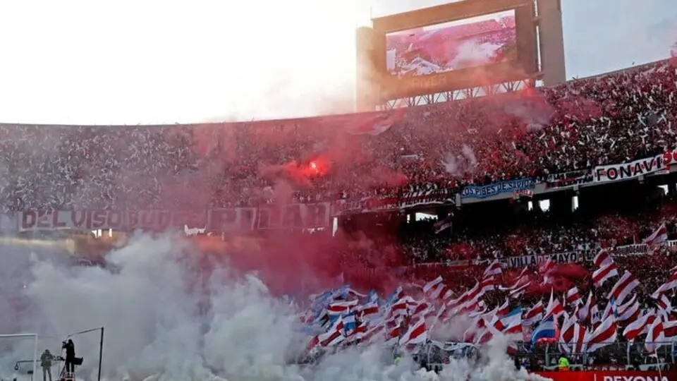 pantalla gigante en el monumental - Que se festeja hoy en River Plate