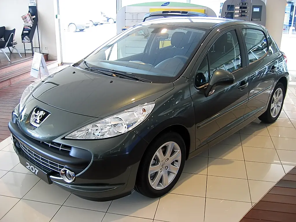 pantalla peugeot 207 - Qué tipo de coche es un Peugeot 207